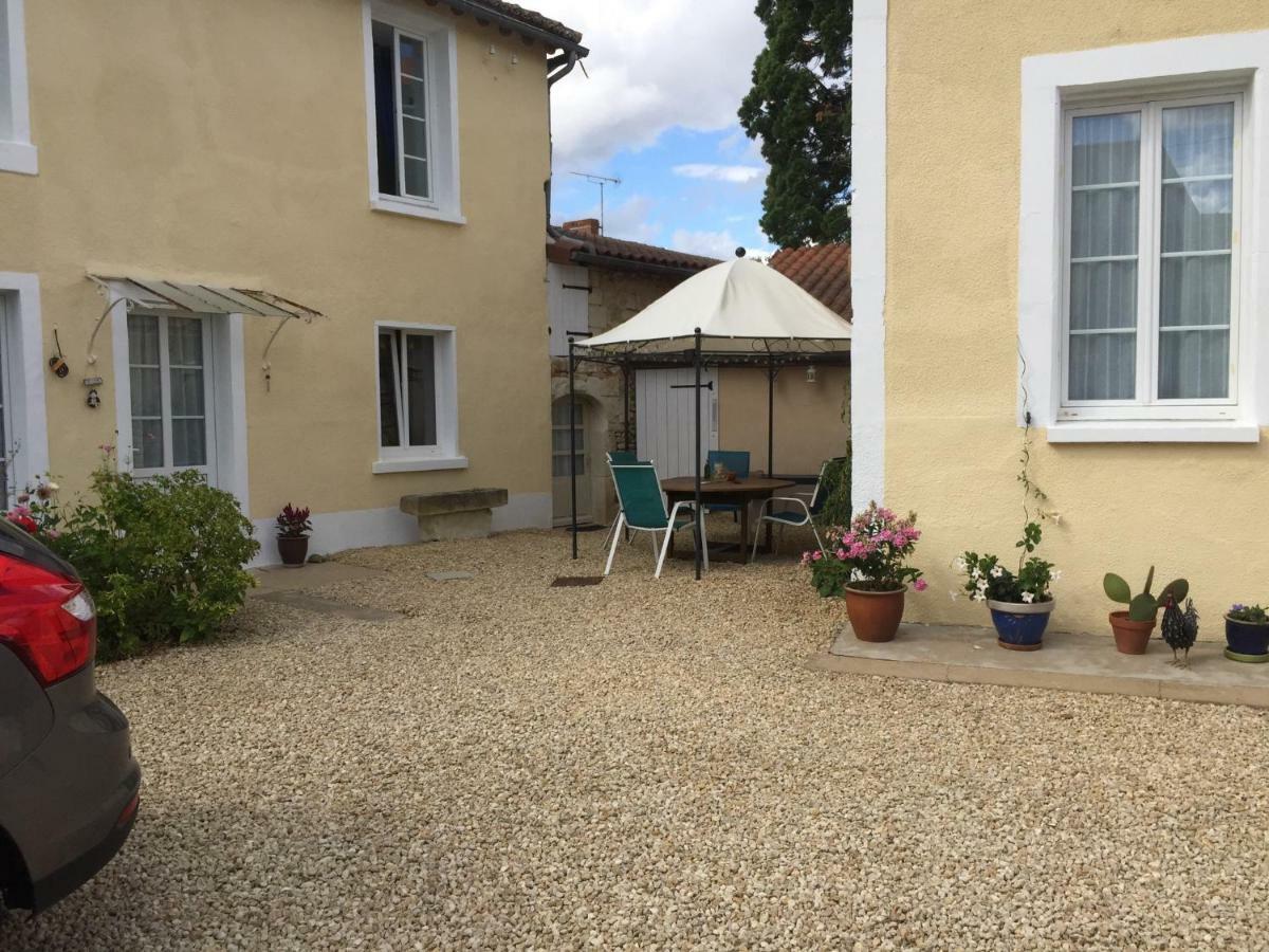 La Little School Chambres D'Hotes A Arcay Arcay  Exterior foto